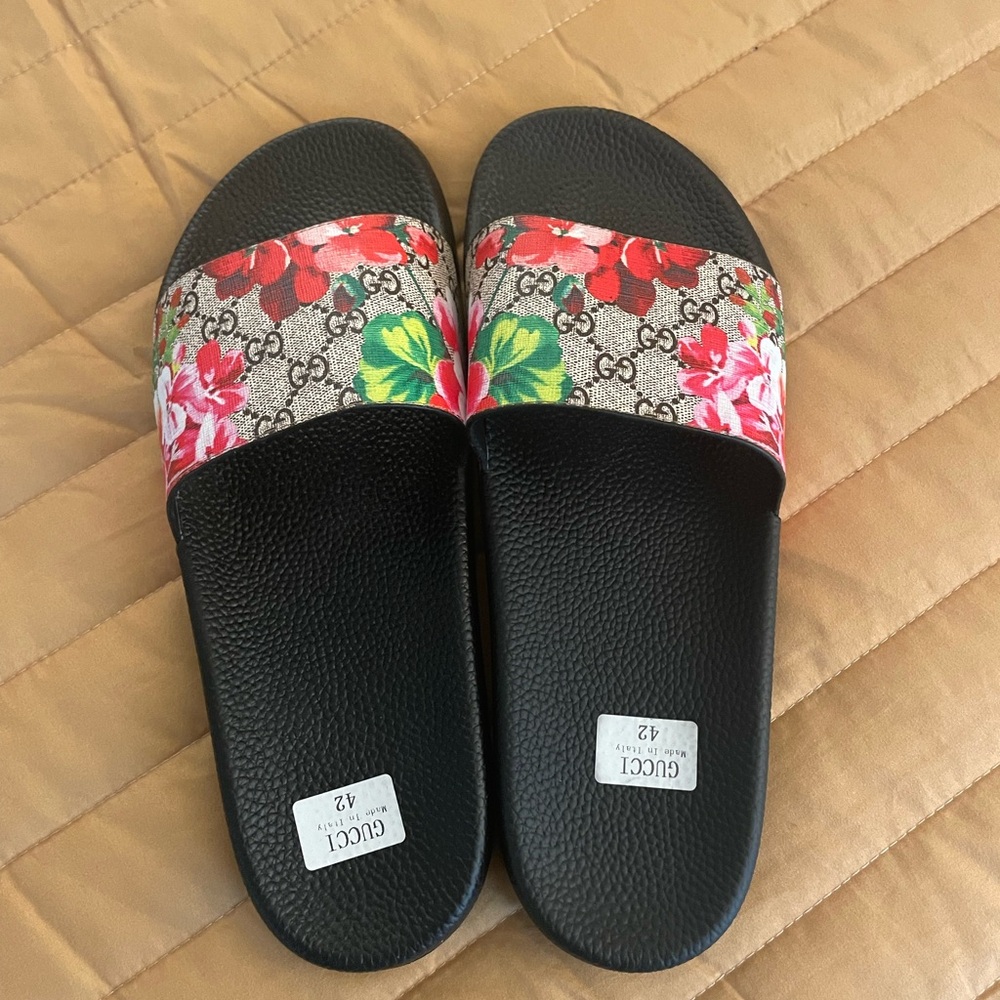 Women's Slide Sandals